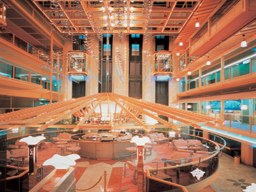 【世界遺産白川郷観光付】【企画担当者おすすめのモデルコースをご用意！／旅のおすすめ北陸・飛騨】憧れの名旅館 加賀屋と