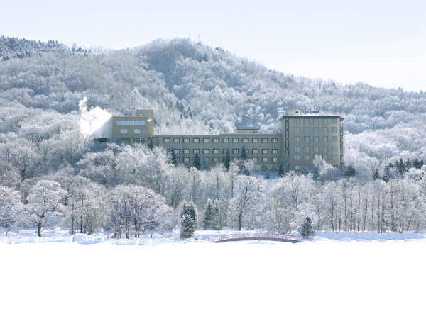 網走観光ホテル　全景（冬）