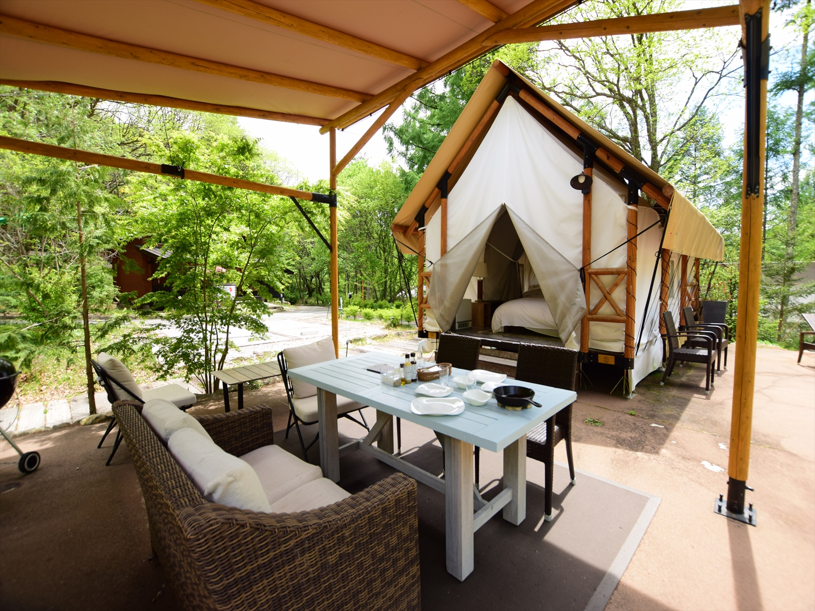グラマラスダイニング蓼科 THECAMP