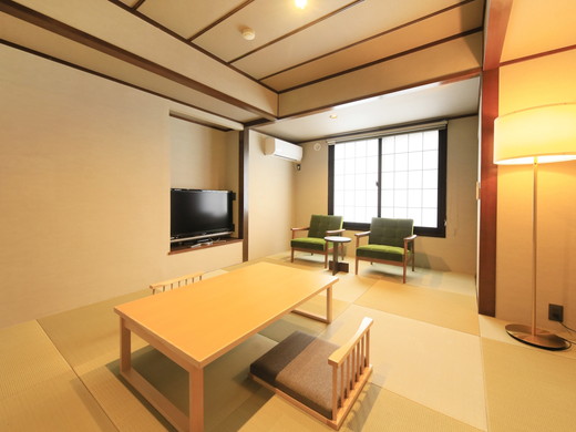 津和野唯一の天然温泉でごゆっくり♪旬の食材を活かし、地産地消にこだわった基本会席をご用意！ ２５年下期行こうよ島根（ＫＮＴ半期） スタンダード和室 会席